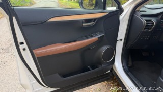 Lexus Ostatní modely NX 300h 300H 2,5 HEV PREMIUM (LUX 2015