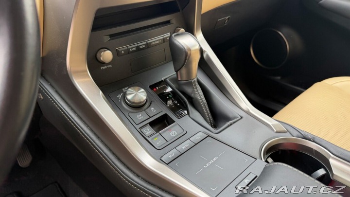 Lexus Ostatní modely NX 300h 300H 2,5 HEV PRESTIGE SAF 2019