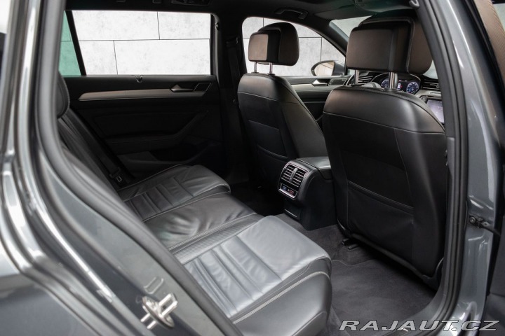 Volkswagen Passat 2.0 Bi-TDI R-LINE*N.TOPEN 2015