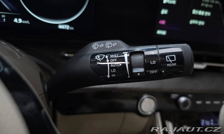 Kia Carnival HI LIMOUSINE CONVERSION 2023