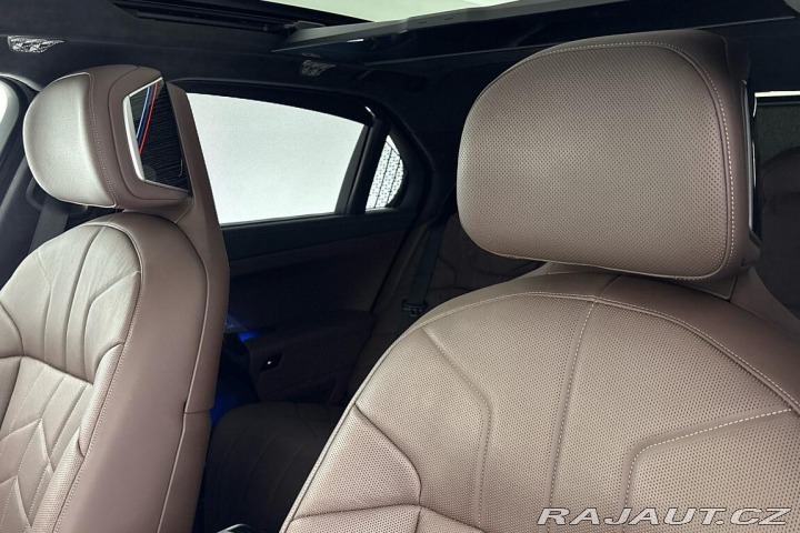 BMW i7 xDrive60 2023
