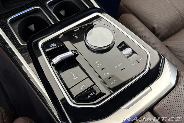 BMW i7 xDrive60 2023
