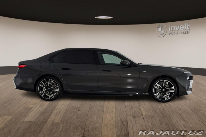 BMW i7 xDrive60 2023