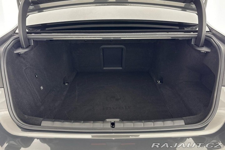 BMW i7 xDrive60 2023