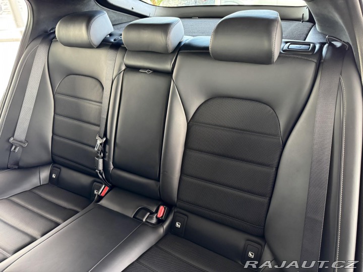 Kia Stinger 3,3TGDI V6*4WD*HUD*360kam 2018