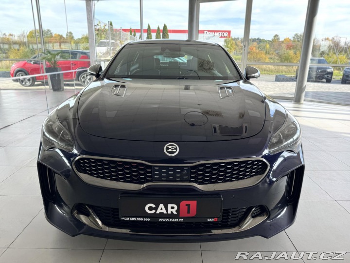 Kia Stinger 3,3TGDI V6*4WD*HUD*360kam 2018