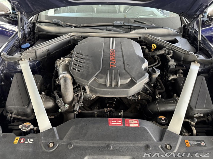 Kia Stinger 3,3TGDI V6*4WD*HUD*360kam 2018