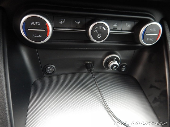 Alfa Romeo Stelvio 2.2 JTD Q4 AUTOMAT 2017