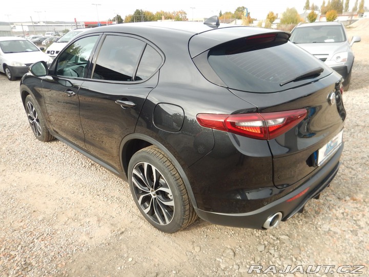 Alfa Romeo Stelvio 2.2 JTD Q4 AUTOMAT 2017