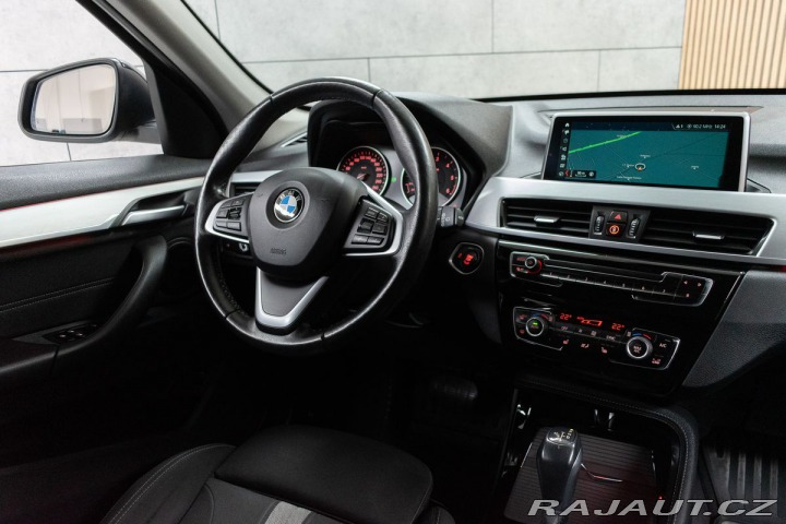 BMW X1 xDrive20d Sport Line*HEAD 2017
