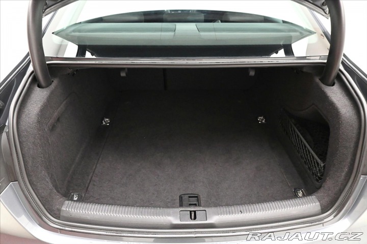 Audi A4 2,0 TDI 105 kW Nová STK 2012