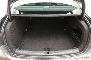 Audi A4 2,0 TDI 105 kW Nová STK 2012