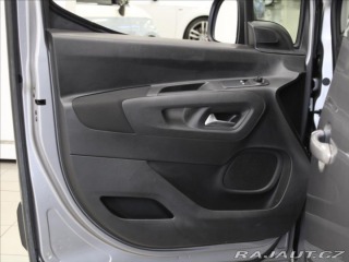 Opel Combo 1,2 Turbo 81kW LONG 7-mís 2021