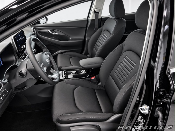 Hyundai i30 1,5 STYLE - NOVÝ VŮZ 2025