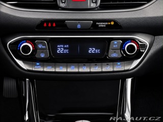 Hyundai i30 1,5 STYLE - NOVÝ VŮZ 2025