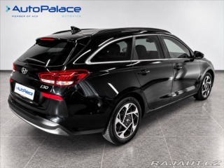 Hyundai i30 1,5 STYLE - NOVÝ VŮZ 2025