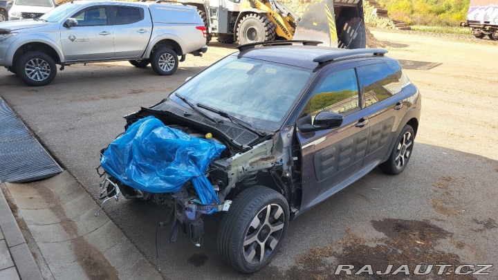 Citroën C4 Cactus 1,2 benzín 2015