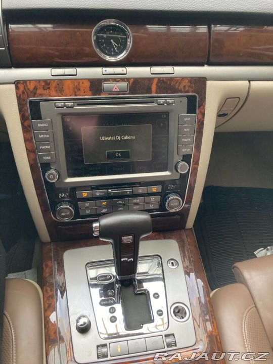Volkswagen Phaeton 3,0   Individual TDI 176K 2011