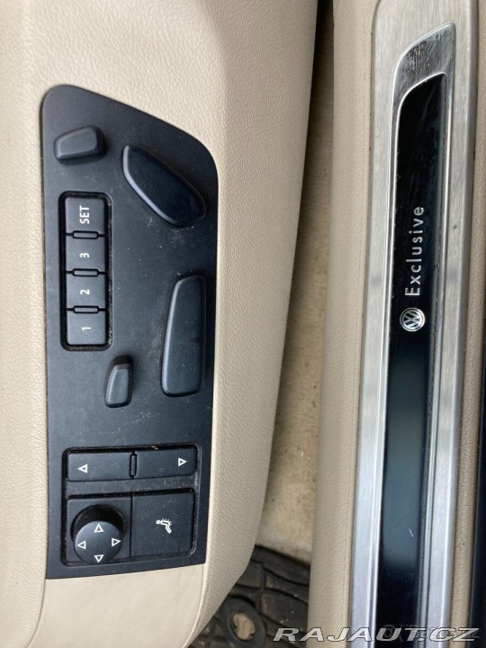Volkswagen Phaeton 3,0   Individual TDI 176K 2011