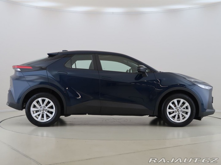 Toyota C-HR 1.8Hybrid,Comfort,CZ,1Maj 2025