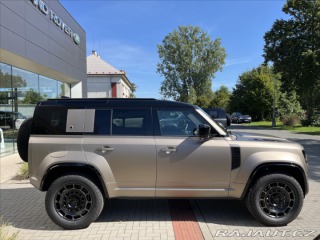 Land Rover Defender 4,4 110 OCTA P635 V8 AWD 2026