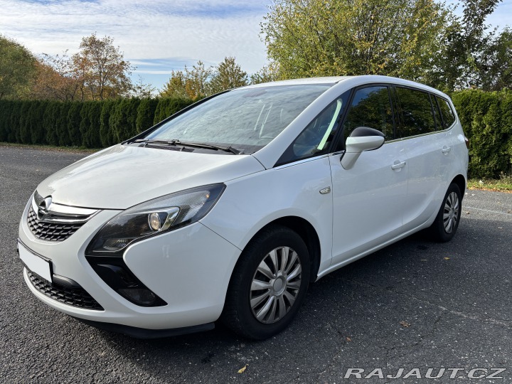 Opel Zafira Serviska ČR P. senzory 2016