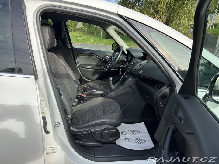 Opel Zafira Serviska ČR P. senzory 2016