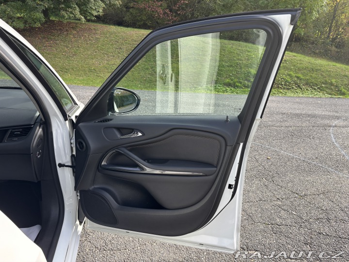 Opel Zafira Serviska ČR P. senzory 2016
