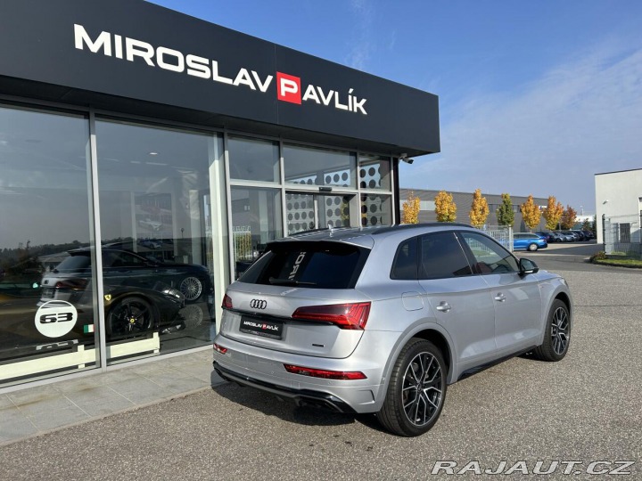Audi Q5 S line 40 TDI quattro ZÁR 2022