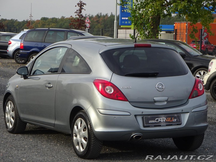 Opel Corsa 1.4i 74kW AUTOMAT SERVISK 2011