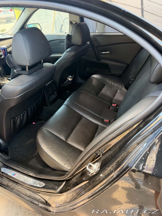 BMW 5 2004