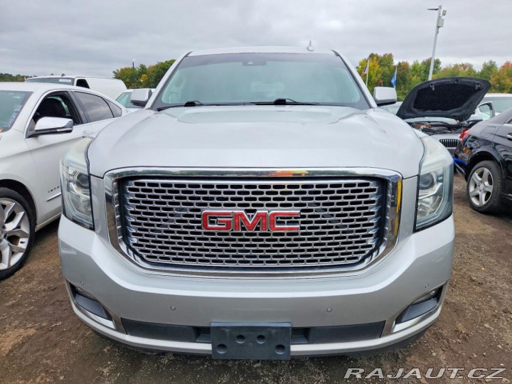 Chevrolet Ostatní modely GMC YUKON DENALI 4WD 2015