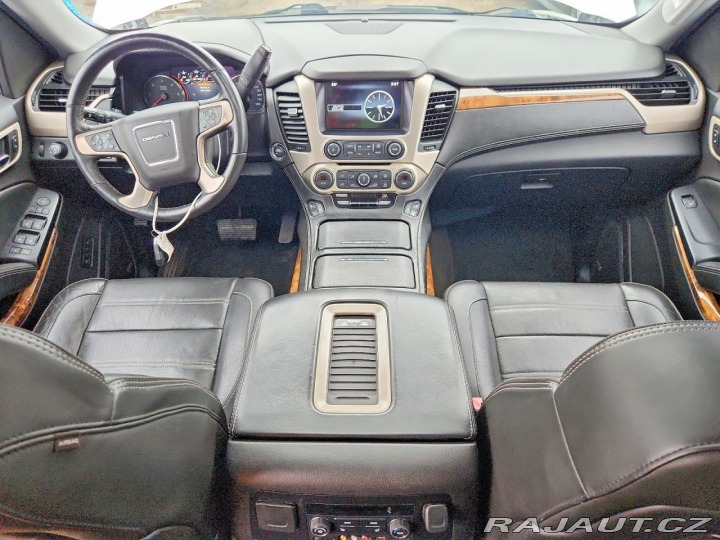 Chevrolet Ostatní modely GMC YUKON DENALI 4WD 2015