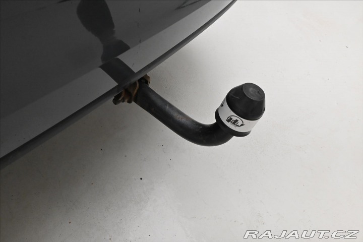 Volkswagen Golf 2,0 TDI 85 kW DSG Life Zá 2022