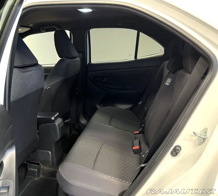 Toyota Yaris Cross 1,5 Hybrid AT Style 2026