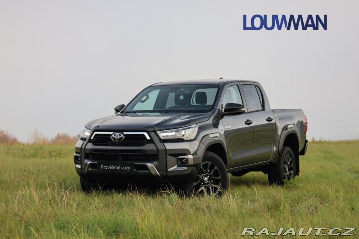 Toyota Hilux AT INVINCIBLE 2026