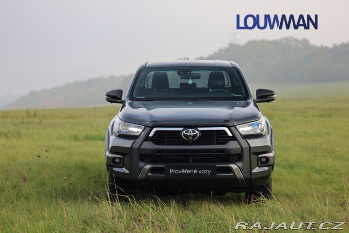 Toyota Hilux AT INVINCIBLE 2026