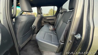 Toyota Hilux AT INVINCIBLE 2026