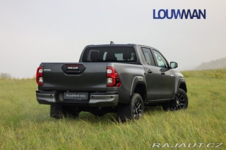 Toyota Hilux AT INVINCIBLE 2026