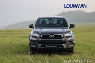 Toyota Hilux AT INVINCIBLE 2026