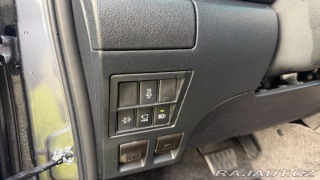 Toyota Hilux AT INVINCIBLE 2026