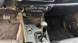 Toyota Hilux AT INVINCIBLE 2026