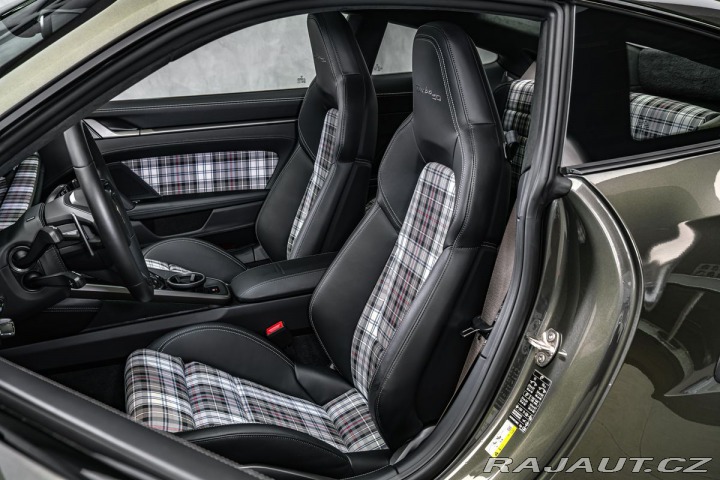 Porsche 911 TURBO 50 YEARS Keramiky P 2025