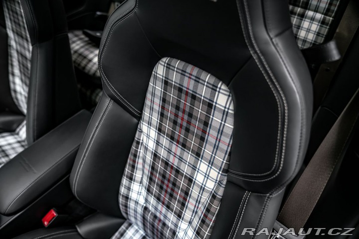 Porsche 911 TURBO 50 YEARS Keramiky P 2025