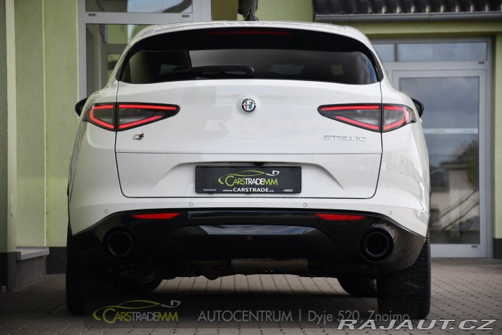 Alfa Romeo Stelvio 2,2D 154kW VELOCE AT8-Q4 2025