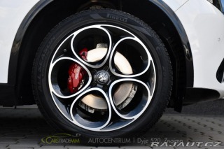 Alfa Romeo Stelvio 2,2D 154kW VELOCE AT8-Q4 2025
