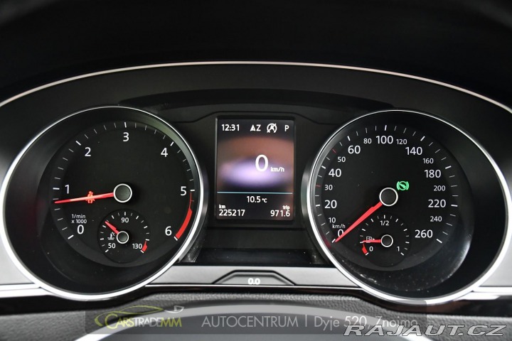 Volkswagen Passat 2,0TDi DSG NAVI 2xKOLA 2017