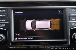 Volkswagen Passat 2,0TDi DSG NAVI 2xKOLA 2017