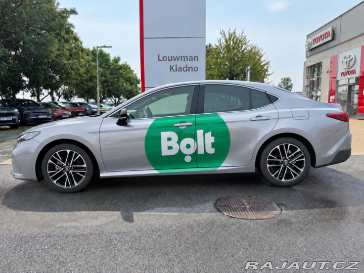 Toyota Camry 2.5 HEV Executive 1800