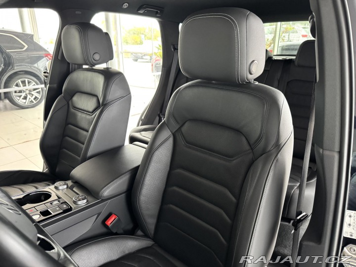 Volkswagen Touareg 3,0TDI 210kW*Discover*Vzd 2022